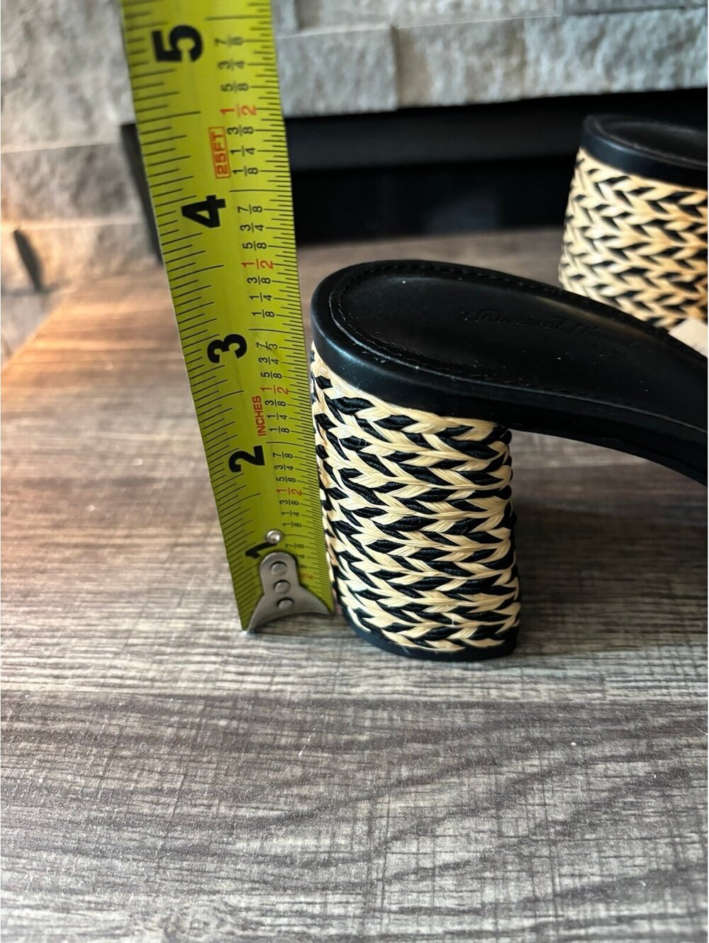 Universal Thread Sandals - Picture 4 of 6